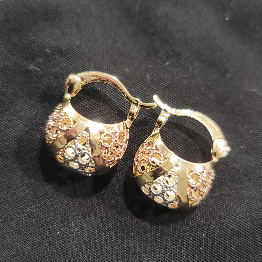 Basket earrings